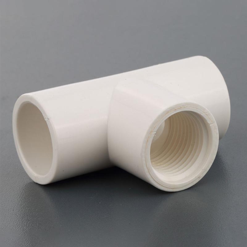PVC -naispuolinen tee